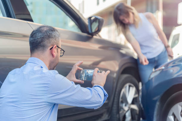 Professional Commercial Auto Insurance technician working in Terre Haute, IN